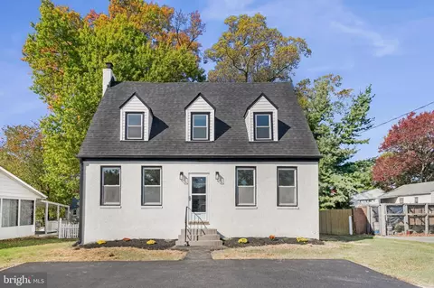 720 Kent Ave, Catonsville, MD 21228
