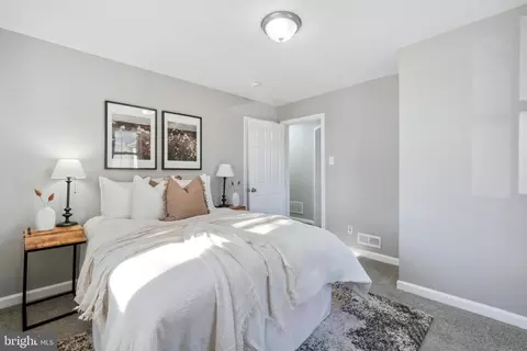 Bedroom - 1727 Brookview Rd, Dundalk, MD 21222 photo 4 of 8