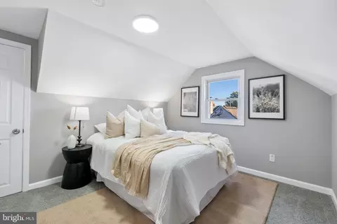 Bedroom - 1727 Brookview Rd, Dundalk, MD 21222 photo 5 of 8