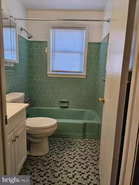 2209 Redthorn Rd, Middle River, MD 21220 photo 17