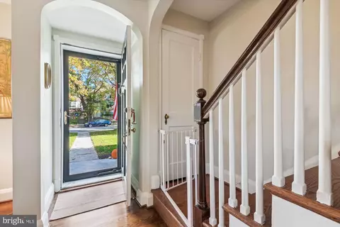 401 Dumbarton Rd, Baltimore, MD 21212 photo 6