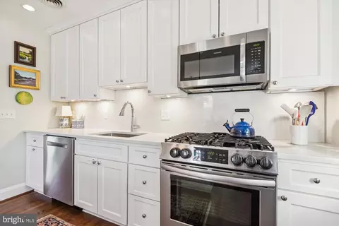 401 Dumbarton Rd, Baltimore, MD 21212 photo 17