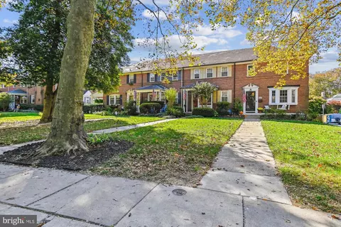 401 Dumbarton Rd, Baltimore, MD 21212 photo 2