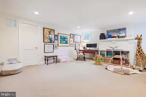 401 Dumbarton Rd, Baltimore, MD 21212 photo 30