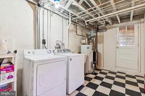 401 Dumbarton Rd, Baltimore, MD 21212 photo 33