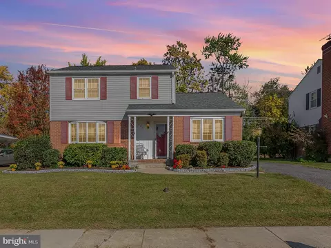 2802 Willoughby Rd, Parkville, MD 21234