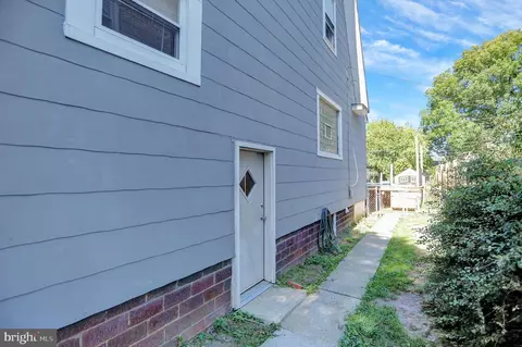 16 Leeway, Dundalk, MD 21222 photo 4