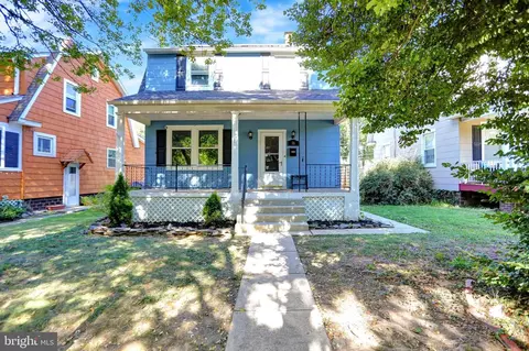 16 Leeway, Dundalk, MD 21222