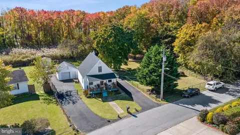 8335 Bletzer Rd, Dundalk, MD 21222