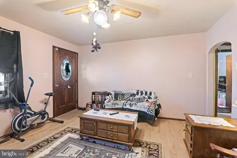 8335 Bletzer Rd, Dundalk, MD 21222 photo 8