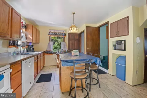 8335 Bletzer Rd, Dundalk, MD 21222 photo 13