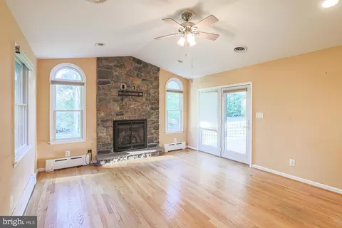 Living - 9809 Gunforge Rd, Perry Hall, MD 21128 photo 6 of 9