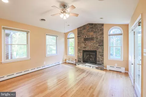 Living - 9809 Gunforge Rd, Perry Hall, MD 21128 photo 4 of 9