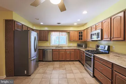 Kitchen - 9809 Gunforge Rd, Perry Hall, MD 21128 photo 2 of 4