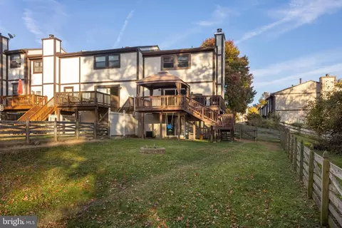 Exterior - 36 Bernadotte Ct, Parkville, MD 21234 photo 6 of 7