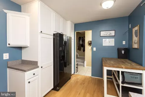 Entry Way - 36 Bernadotte Ct, Parkville, MD 21234 photo 1 of 2