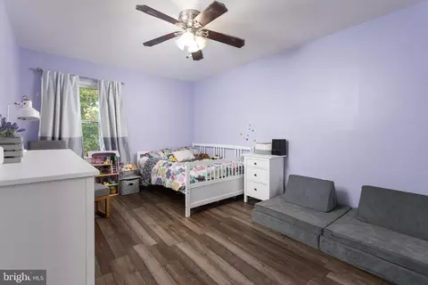 Bedroom - 36 Bernadotte Ct, Parkville, MD 21234 photo 2 of 3
