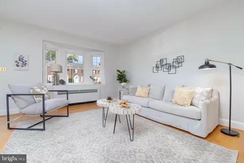 213 Murdock Rd, Baltimore, MD 21212 photo 4