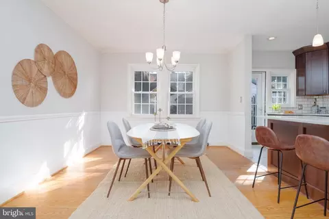 213 Murdock Rd, Baltimore, MD 21212 photo 8