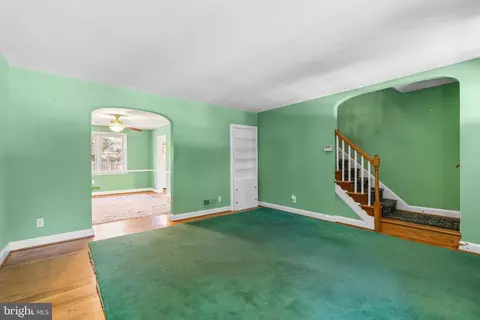 Living - 131 Stanmore Rd, Baltimore, MD 21212 photo 2 of 3