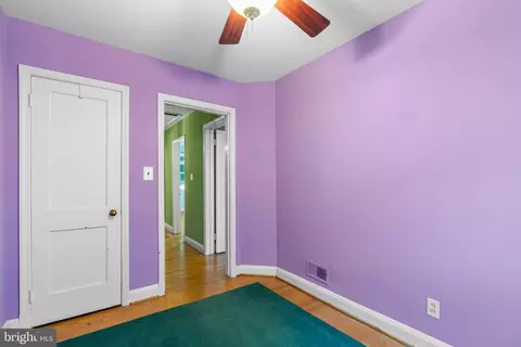 Bedroom - 131 Stanmore Rd, Baltimore, MD 21212 photo 2 of 5