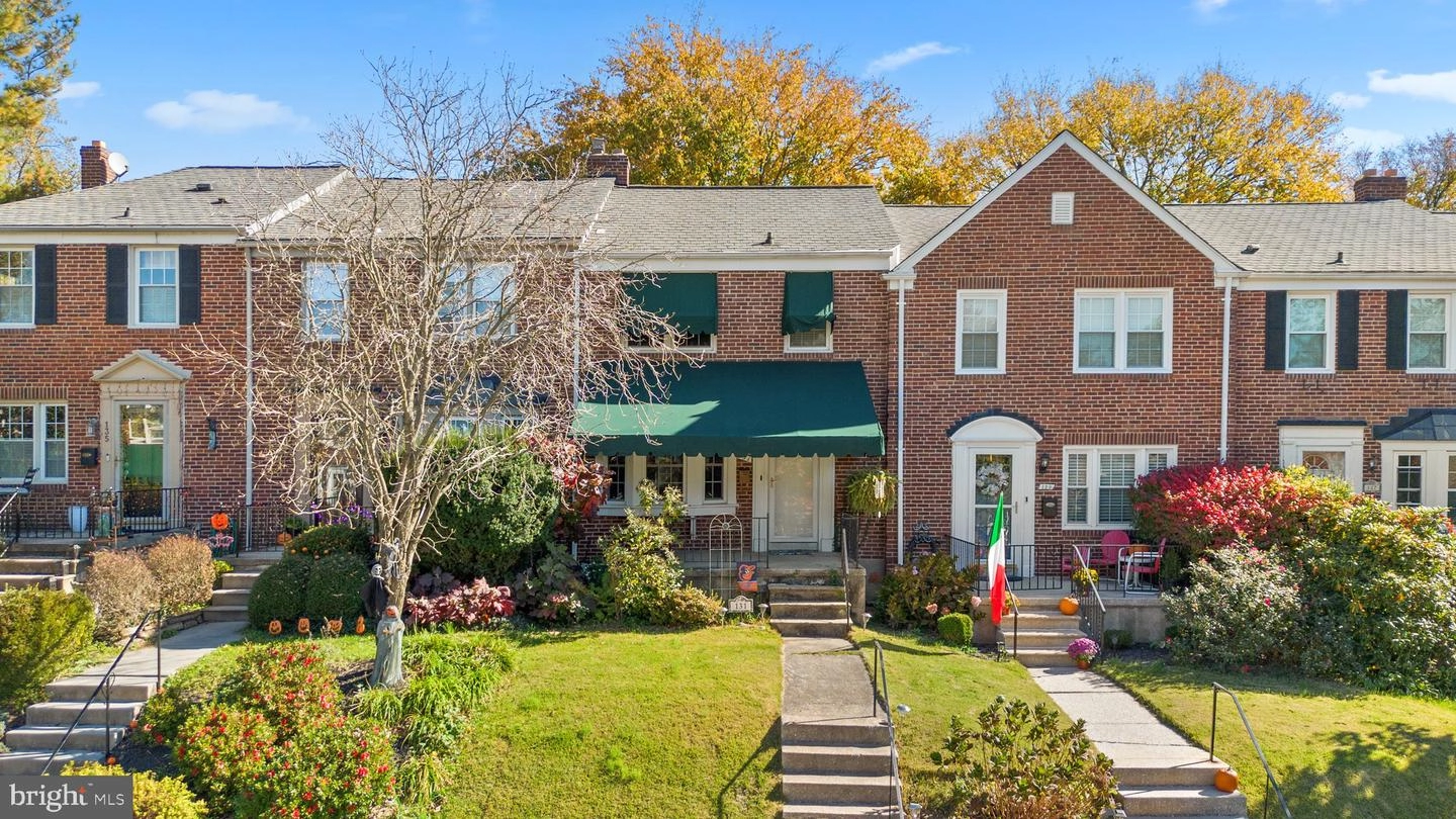 Exterior - 131 Stanmore Rd, Baltimore, MD 21212 photo 1 of 5
