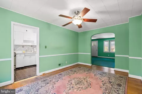 Entry Way - 131 Stanmore Rd, Baltimore, MD 21212 photo 1 of 1