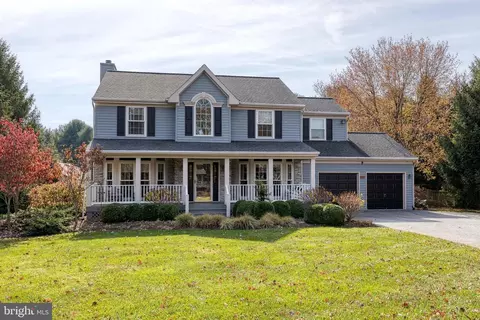 10 Dorset Hill Ct, Owings Mills, MD 21117