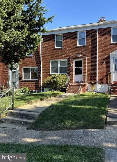 8425 Willow Oak Rd, Parkville, MD 21234