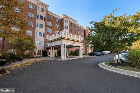 8002 Brynmor Ct #403, Pikesville, MD 21208