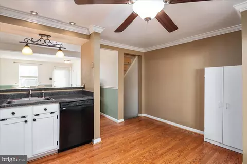 16 Dallington Ct, Perry Hall, MD 21128 photo 8