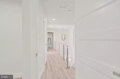 Entry Way - 27 St Thomas Ln, Garrison, MD 21117 photo 16 of 18