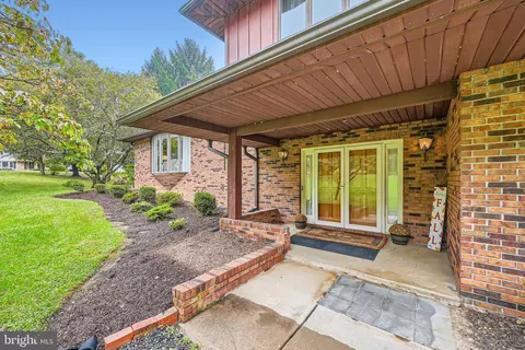 Exterior - 18 Gerwell Ct, Upper Falls, MD 21156 photo 3 of 16