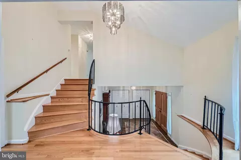 Entry Way - 18 Gerwell Ct, Upper Falls, MD 21156 photo 3 of 5