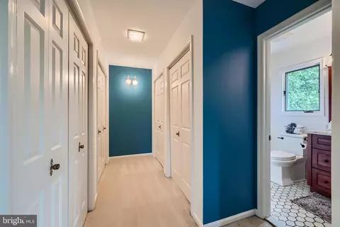 Entry Way - 18 Gerwell Ct, Upper Falls, MD 21156 photo 4 of 5