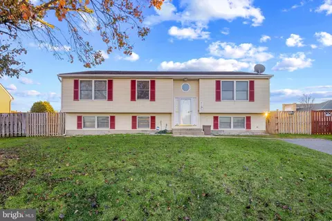 3121 Ripple Rd, Windsor Mill, MD 21244 photo 2