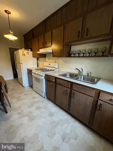 Kitchen - 2956 Cornwall Rd, Dundalk, MD 21222 photo 1 of 3