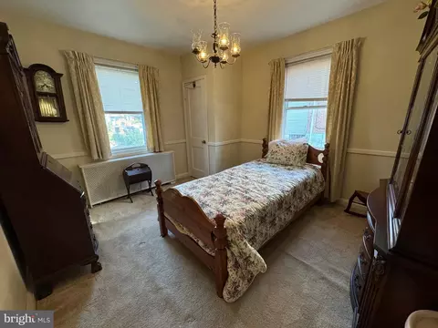 Bedroom - 2956 Cornwall Rd, Dundalk, MD 21222 photo 2 of 2