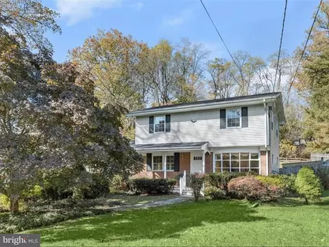 114 Hillside Rd, Catonsville, MD 21228