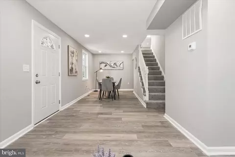 Entry Way - 55 Wise Ave, Dundalk, MD 21222 photo 2 of 8
