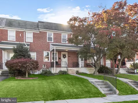 8355 Ridgely Oak Rd, Parkville, MD 21234