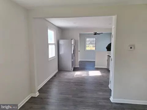 Entry Way - 1908 Willow Spring Rd, Dundalk, MD 21222 photo 1 of 7