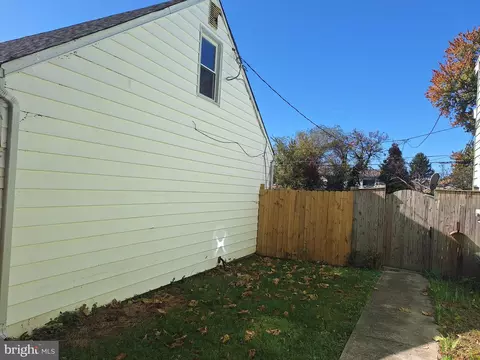 Exterior - 1908 Willow Spring Rd, Dundalk, MD 21222 photo 2 of 6