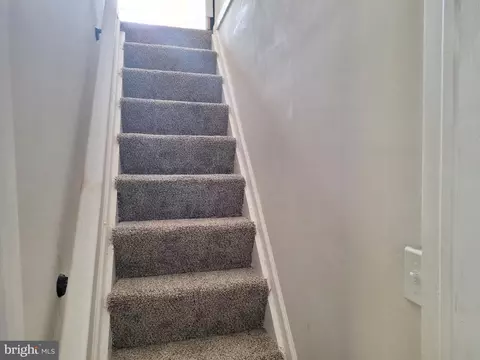 Entry Way - 1908 Willow Spring Rd, Dundalk, MD 21222 photo 5 of 7