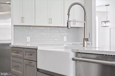 Kitchen - 2 Merry Hill Ct, Baltimore, MD 21208 photo 6 of 8