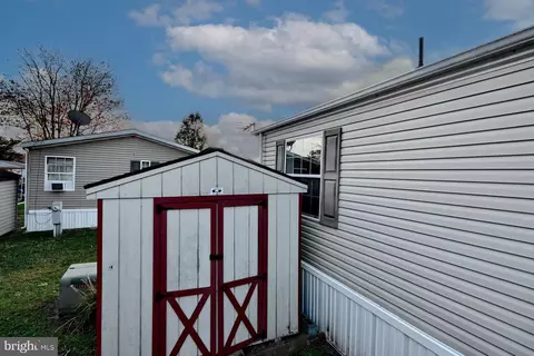 120 Covered Wagon Rd, Middle River, MD 21220 photo 27