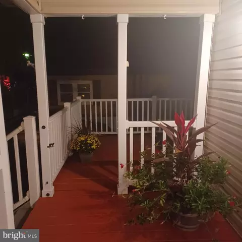 120 Covered Wagon Rd, Middle River, MD 21220 photo 8