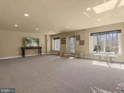Living - 4 Harwick Ct, Baltimore, MD 21209 photo 10 of 12