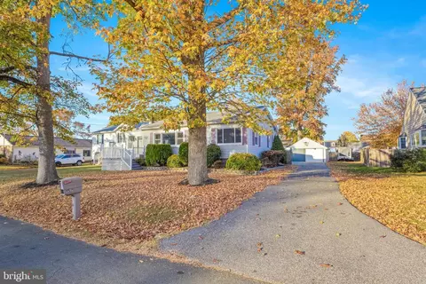6808 University Dr, Middle River, MD 21220