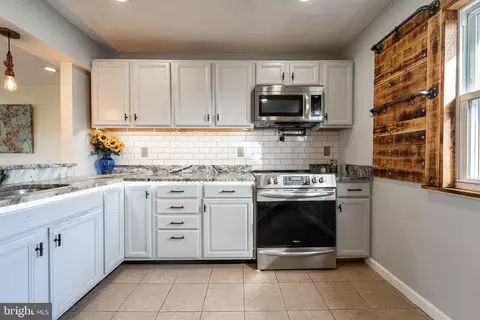 100 Dihedral Dr, Middle River, MD 21220 photo 13